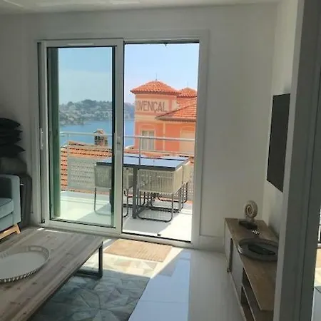 House 아파트